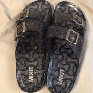 MixIt Jelly Sandals